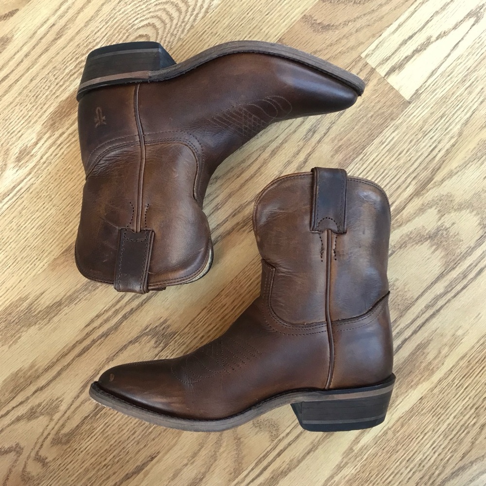 EUC FRYE Stitched Billy Short Cowboy Bootie 5.5